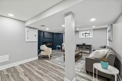 9156 S Carpenter St, Chicago, IL 60620 photo 24