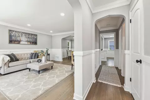 9156 S Carpenter St, Chicago, IL 60620 photo 6