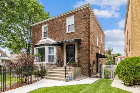 9156 S Carpenter St, Chicago, IL 60620 photo 2