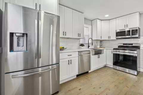 9156 S Carpenter St, Chicago, IL 60620 photo 12