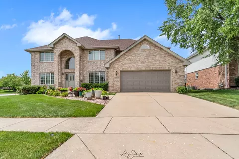 17846 Greenwood Dr, Tinley Park, IL 60487