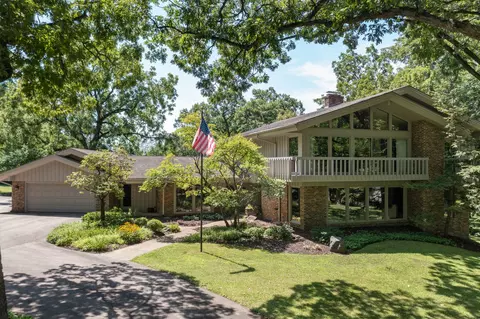 6351 Harlem Rd, Loves Park, IL 61111