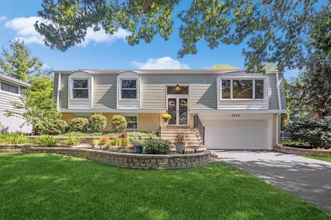 4529 Shabbona Ln, Lisle, IL 60532