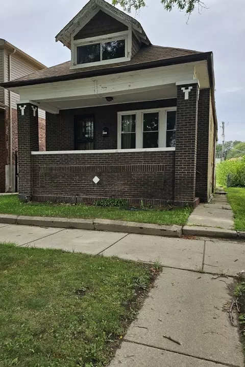 7712 S King Dr, Chicago, IL 60619