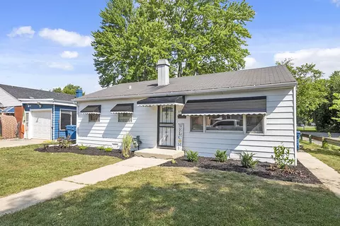 391 W 14th Pl, Chicago Heights, IL 60411