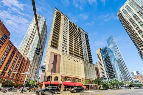 630 N State St #2405, Chicago, IL 60654