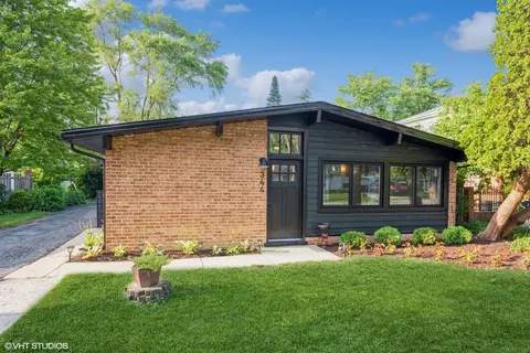 344 W Natoma Ave, Addison, IL 60101