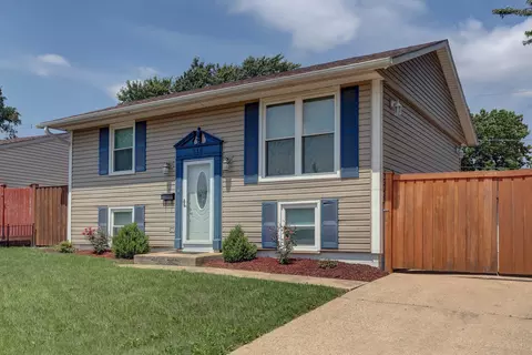 310 Healy Ave, Romeoville, IL 60446