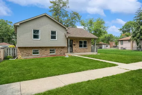 2110 S 13th Ave, Broadview, IL 60155