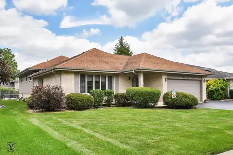 17825 66th Ave, Tinley Park, IL 60477
