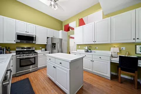 2254 Barrett Dr, Algonquin, IL 60102 photo 11