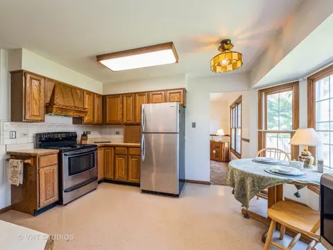 1241 Prairie Dr, Algonquin, IL 60102 photo 15