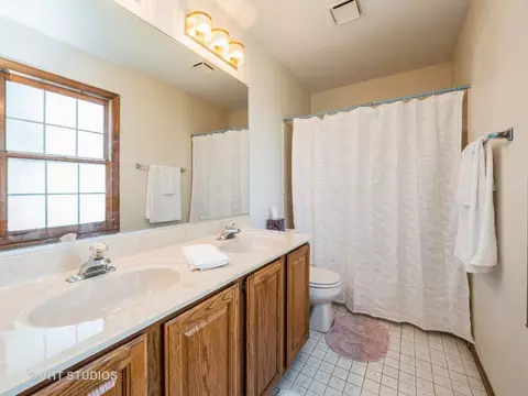 1241 Prairie Dr, Algonquin, IL 60102 photo 18