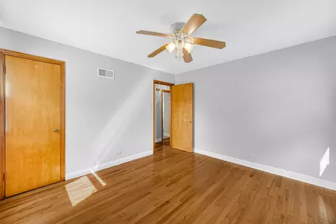 9230 S Lowe Ave, Chicago, IL 60620 photo 11