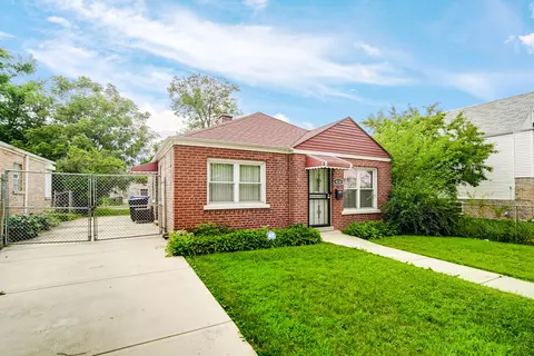 9230 S Lowe Ave, Chicago, IL 60620 photo 2
