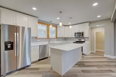 4156 Park Ave, Brookfield, IL 60513 photo 2