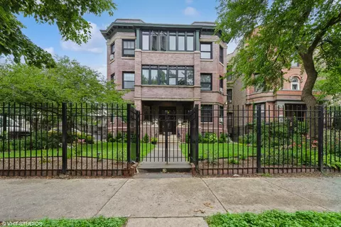 4826 N Kenmore Ave #1S, Chicago, IL 60640