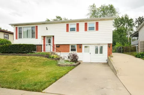 5909 Rob Roy Dr, Oak Forest, IL 60452