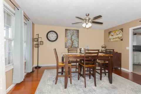 1148 N Pointe Dr, Normal, IL 61761 photo 10