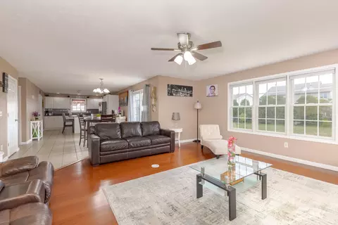 1148 N Pointe Dr, Normal, IL 61761 photo 20