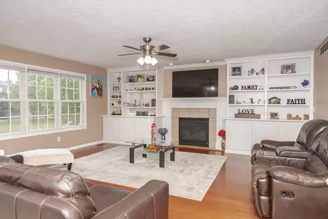 1148 N Pointe Dr, Normal, IL 61761 photo 18