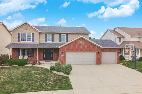 1148 N Pointe Dr, Normal, IL 61761