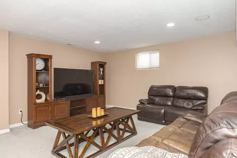 1148 N Pointe Dr, Normal, IL 61761 photo 22