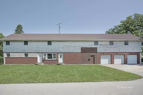 25164 W Tamarack Dr, Wauconda, IL 60084