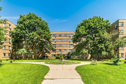 2025 W Granville Ave #114, Chicago, IL 60659