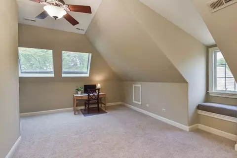 613 S Wright St, Naperville, IL 60540 photo 38