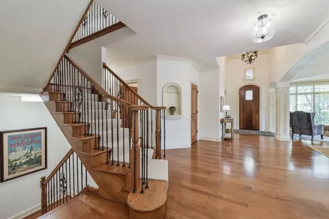613 S Wright St, Naperville, IL 60540 photo 3