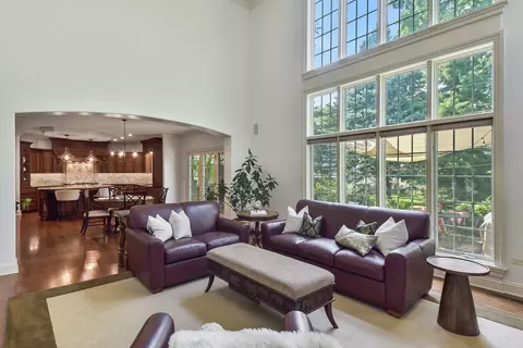 613 S Wright St, Naperville, IL 60540 photo 10