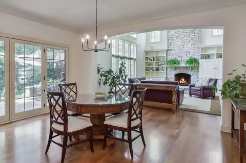 613 S Wright St, Naperville, IL 60540 photo 11