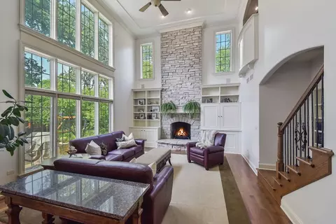 613 S Wright St, Naperville, IL 60540 photo 8