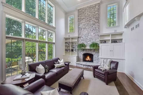 613 S Wright St, Naperville, IL 60540 photo 9