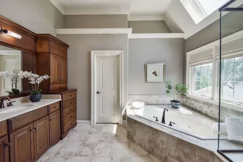 613 S Wright St, Naperville, IL 60540 photo 26