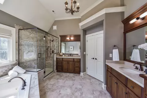 613 S Wright St, Naperville, IL 60540 photo 24