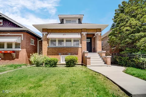 4844 W Kamerling Ave, Chicago, IL 60651