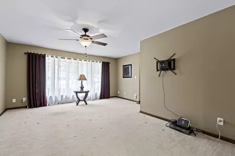 2006 Robert St, Aurora, IL 60506 photo 6