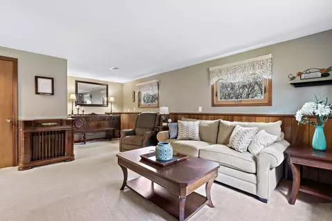 2006 Robert St, Aurora, IL 60506 photo 17