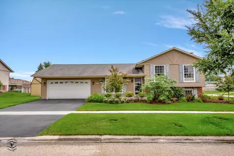 20731 S Acorn Ridge Dr, Frankfort, IL 60423