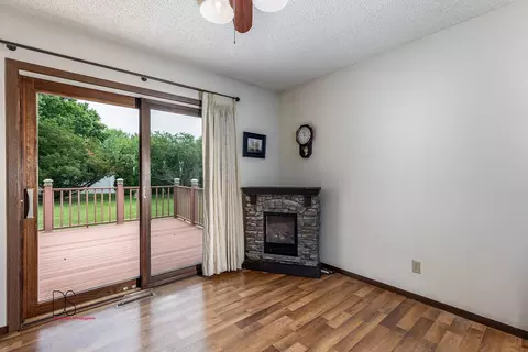 308 Windsor Dr, Ottawa, IL 61350 photo 10