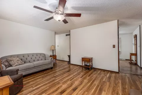 308 Windsor Dr, Ottawa, IL 61350 photo 7