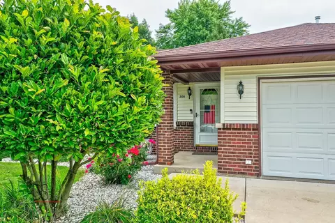 308 Windsor Dr, Ottawa, IL 61350 photo 4