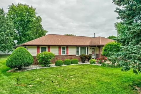 308 Windsor Dr, Ottawa, IL 61350 photo 3