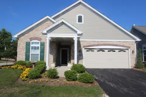 609 Handel Ln, Woodstock, IL 60098