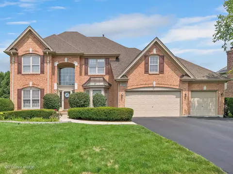 26 W008 Marion Ave, Wheaton, IL 60187