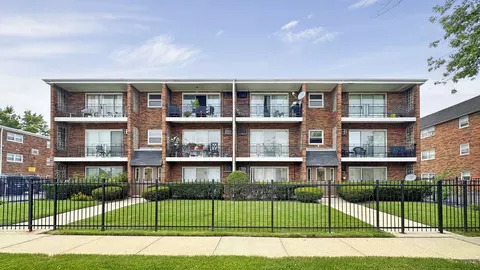 11944 S Ridgeway Ave #1C, Alsip, IL 60803