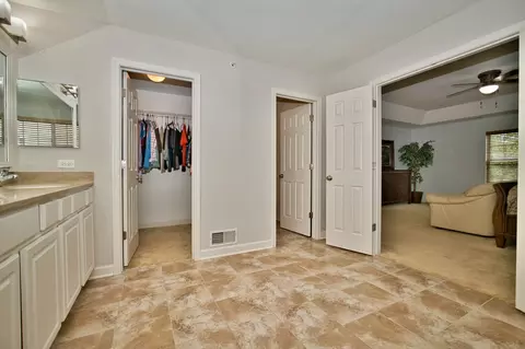 2064 Amelia Ln, Hoffman Estates, IL 60192 photo 38