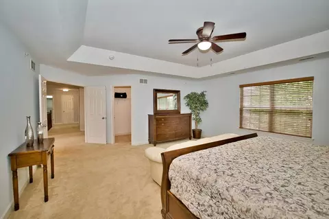 2064 Amelia Ln, Hoffman Estates, IL 60192 photo 34